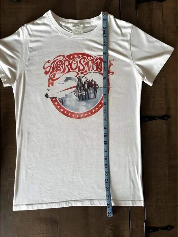 Vintage Aerosmith Band Tee - XS Ladies Rock Shirt - Image 4