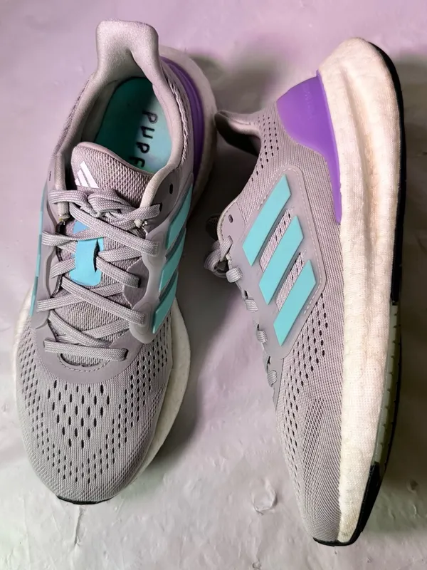 adidas Women's Light Gray Running Shoes with Aqua Stripes and Purple Heel Accent - Image 6