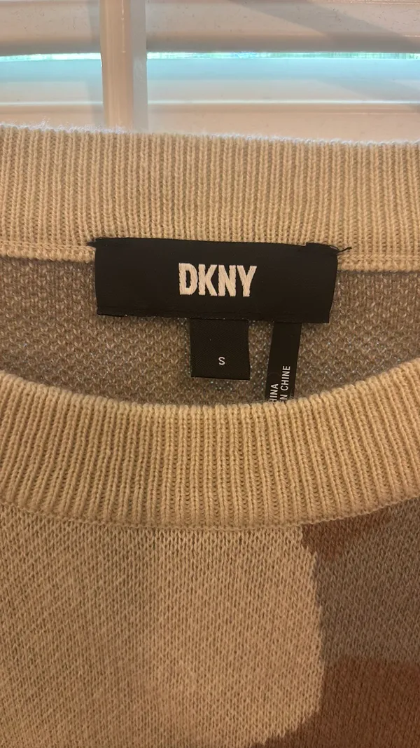 Camo DKNY sweater - Image 2