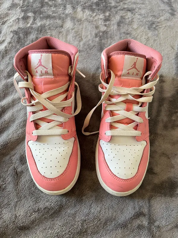Nike Jordan 1 Mid - Image 4