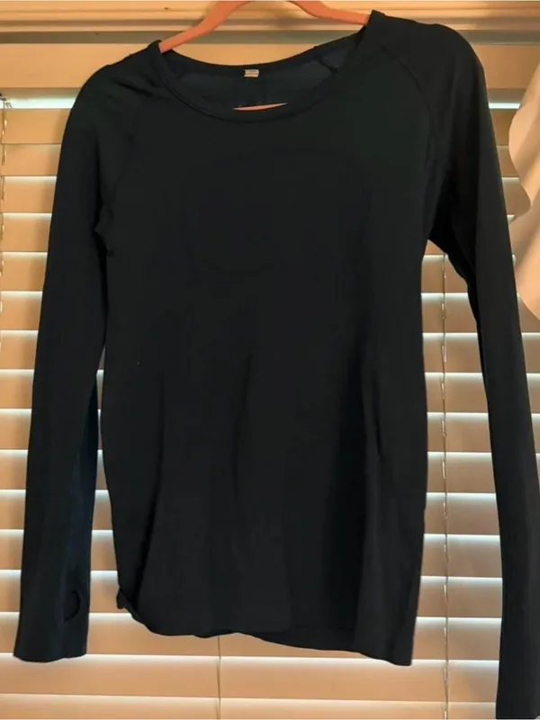 lululemon athletica Black Long-Sleeve Crew Top - Image 2