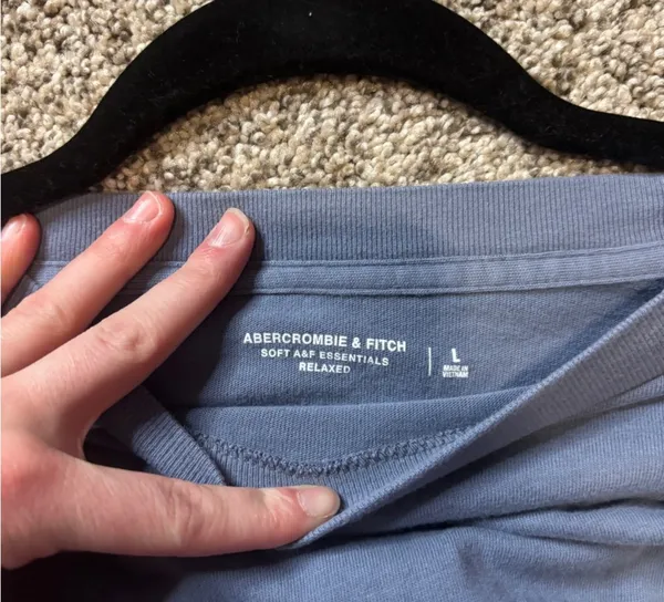 Abercrombie & Fitch blue tee - Image 3