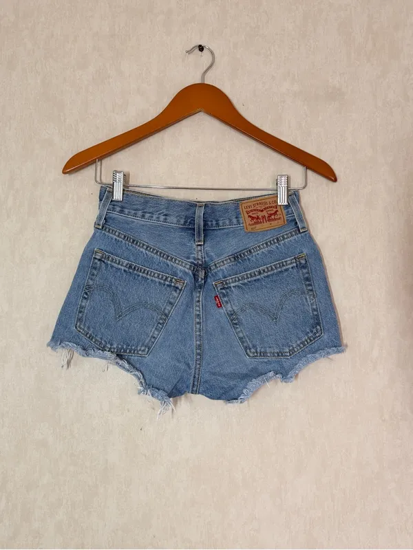 Levi’s Women’s 501 Original Fit High Rise Jean Short Distressed in Med Wash 24 - Image 3
