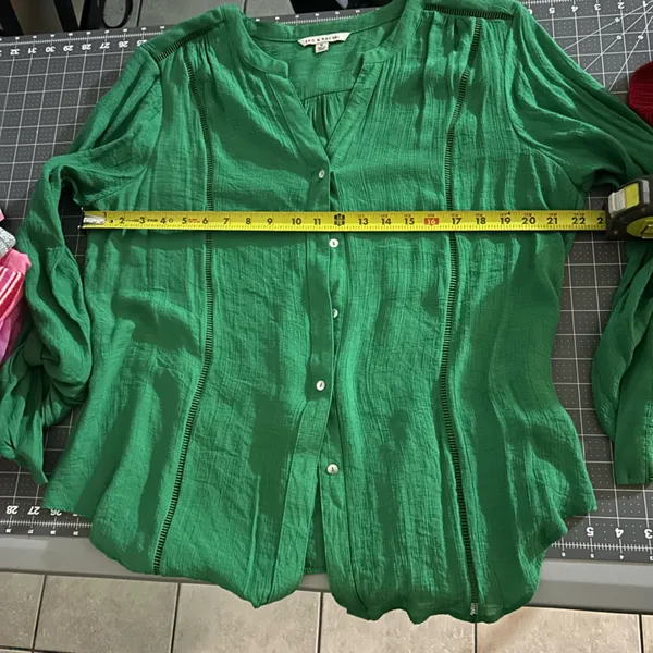 Zac & Rachel Vibrant Green Blouse - Image 4