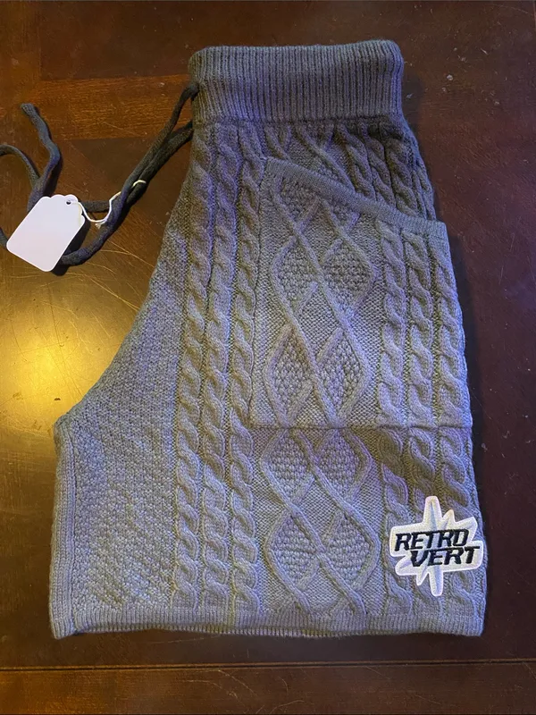 🆕 RETROVERT Gradient knit Cable knit shorts Gray - Image 9