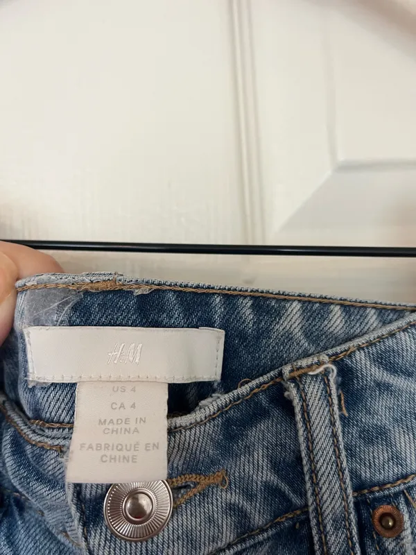 H&M Light Jean Shorts - Image 3