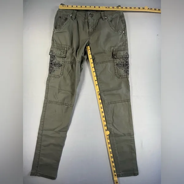 Miss Me • Olive Green Cargo Jeans Bead Embellished Cross Accent Size 26 - Image 12