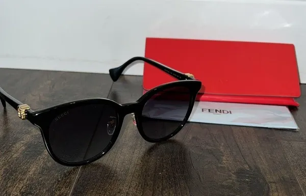Gucci NEW GG Sunglasses - GG1073SK - with Fendi Case & Lens Cloth - Image 2
