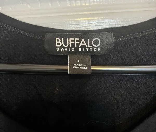 Buffalo David Bitton black with white stars short sleeve shirt size large - Image 6