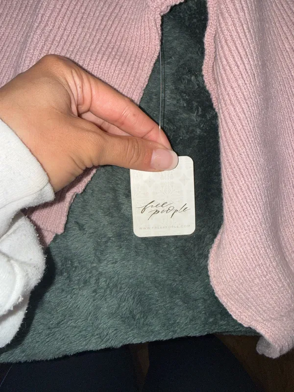 Free people easy street crop pullover in lost petal M - Image 4