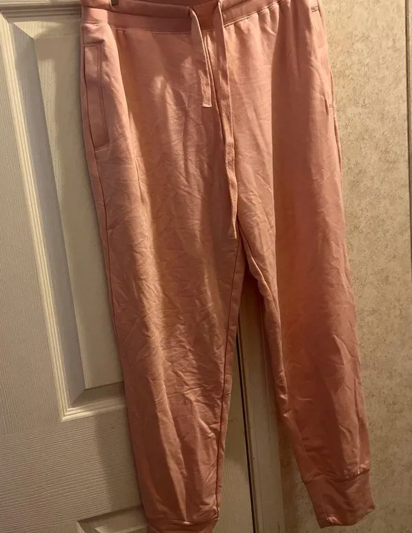 Fabletics Joggers - Image 3