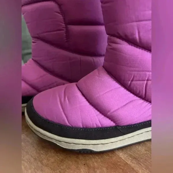 Skechers bohemian women’s boots size 6 super cozy winter , snow , cold weather - Image 9