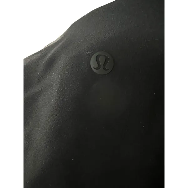 Lululemon Strappy Nulu Shelf Tank Top Black Fitted Crop Size 6 Shelf Bra W1DNJS - Image 9