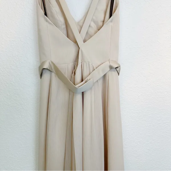 White by Vera Wang Cream Chiffon V Neck Cross Back Full Length Gown Size 4 - Image 13