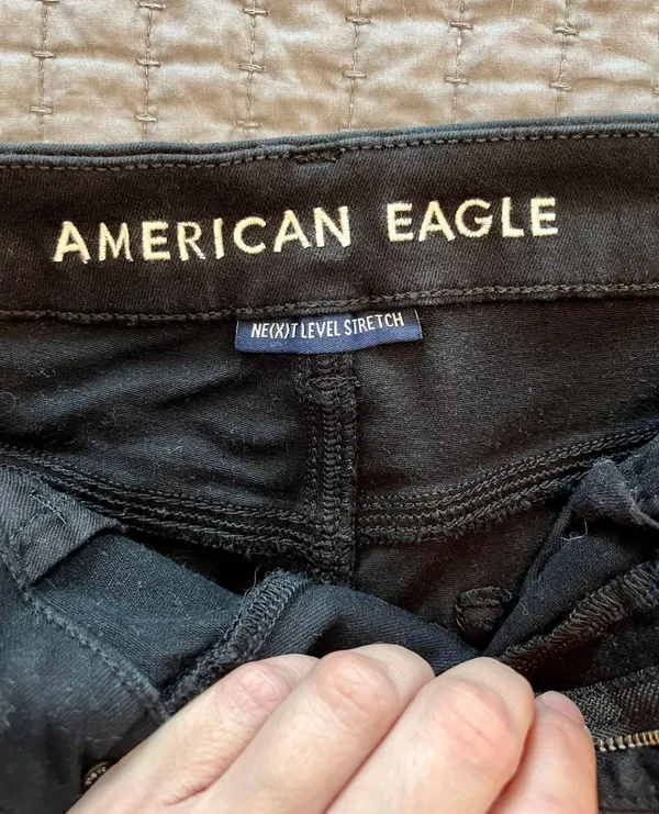 American Eagle Next Level Curvy Super High Waisted Shorts - Image 5