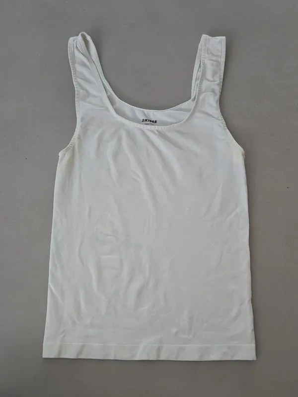 Skims White Soft Lounge Tank Size XS - Image 2