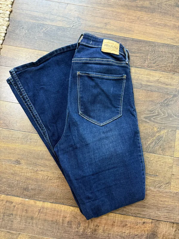 Hollister flare jeans - Image 2