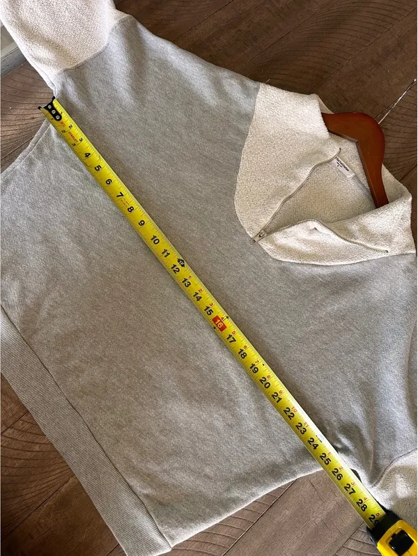 PerfectWhiteTee Tyra Fleece 1/4 Zip Pullover in Heather Grey Women’s Small - Image 10