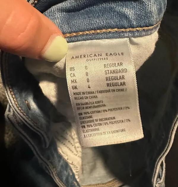 American Eagle Jeans - Image 3