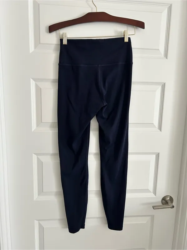 Quince Navy Blue Leggings Size M - Image 5