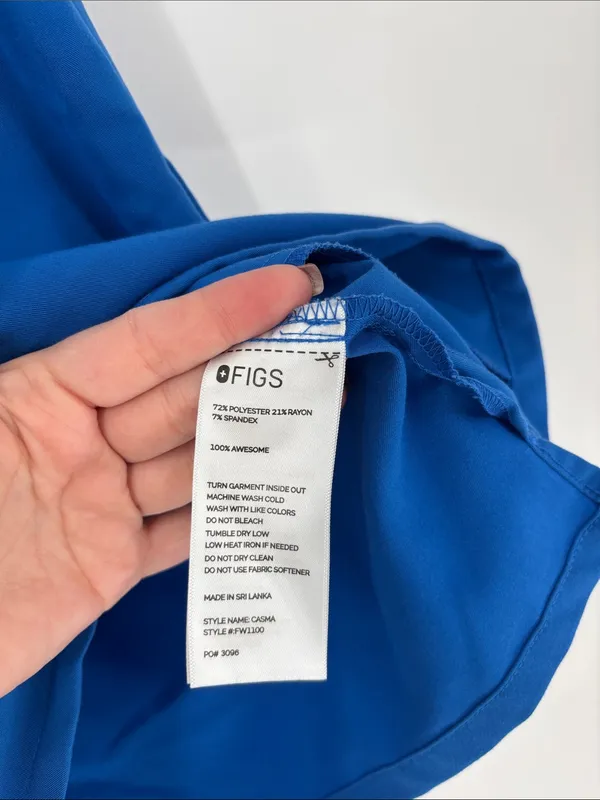 Figs Casma blue scrub top medium - Image 3