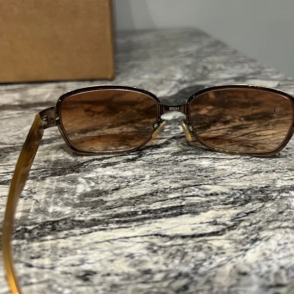 Nine West Brown Oval Sunglasses with Gradient Lenses - Image 7