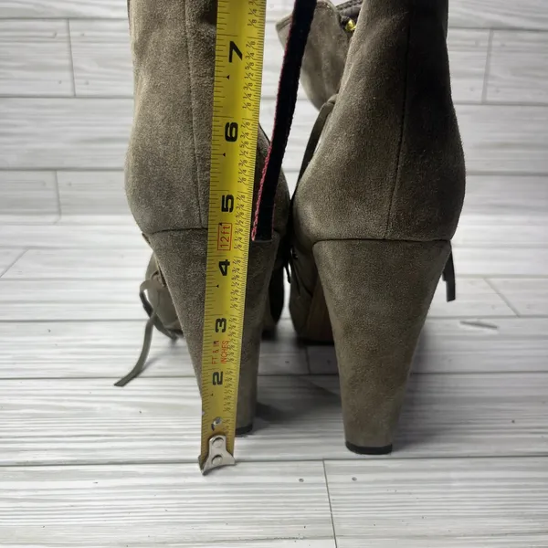 Steve Madden Jannyce Olive Suede Block Heel Ankle Boots Pointed Toe Womens‎ 9M - Image 9