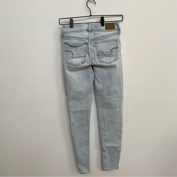 American Eagle Outfitters AEO Women's Super Stretch Light‎ Wash Jeggings Jeans 2 - Image 5