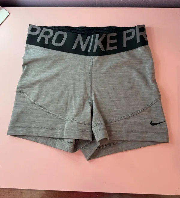 Nike Pros Grey Spandex Shorts - Image 2