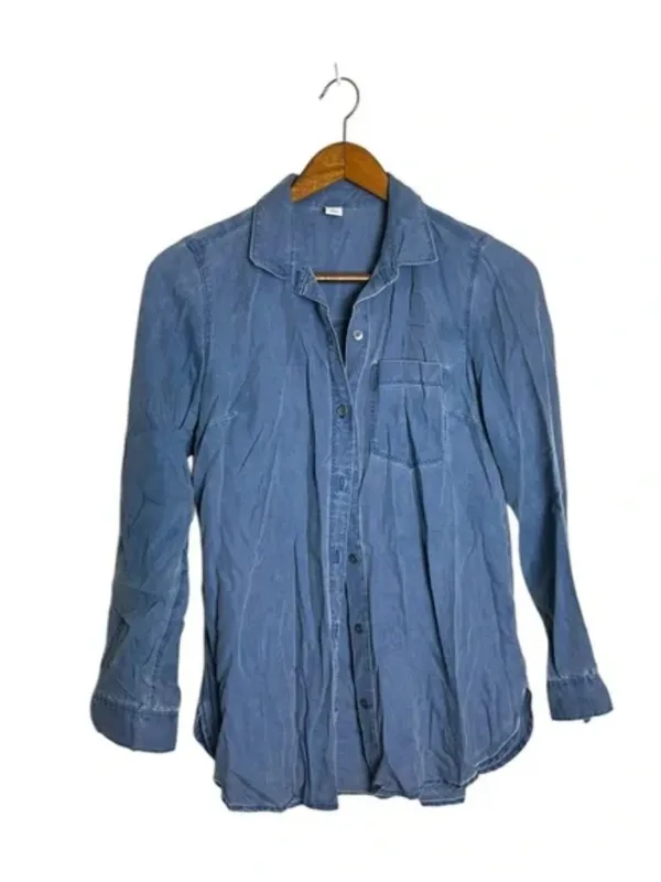 Old Navy Chambray Blue Classic Button-Front Long Sleeve Shirt - Image 3