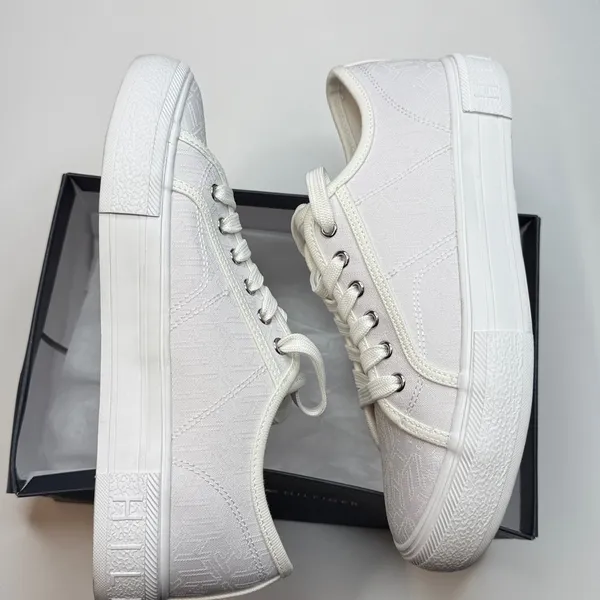 Tommy Hilfiger Women's Alessy Casual Lace Up Sneakers- Size 8 - Image 9
