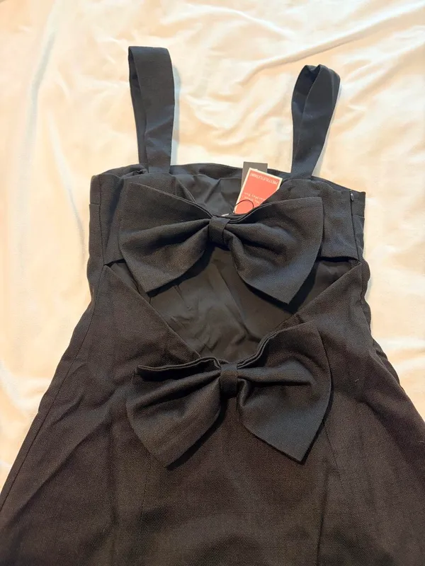 Pretty Little Thing Bow Black Dress Twill Cut-Out - Image 5