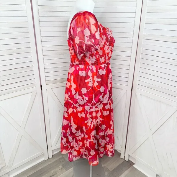 Torrid Floral Crinkle Fabric Tiered Puff Sleeve Smocked Midi Dress Red‎ Pink 12 - Image 4