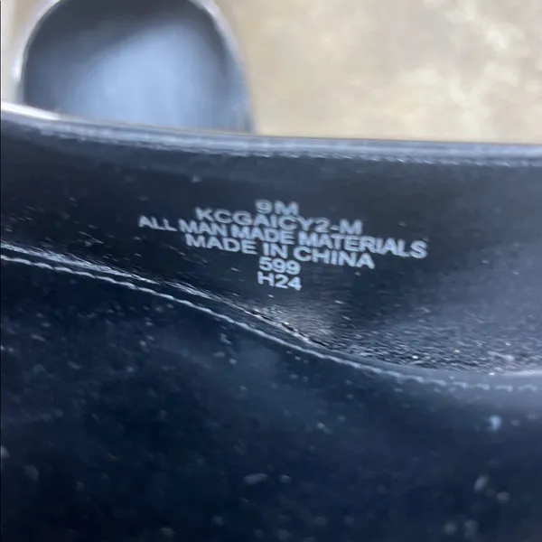 Calvin Klein Metallic Slingback Heels
Size: 9 - Image 5