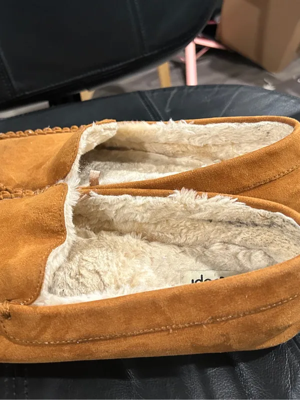 Plush-Lined Casual Moccasin Slippers in Camel Tan - Image 4
