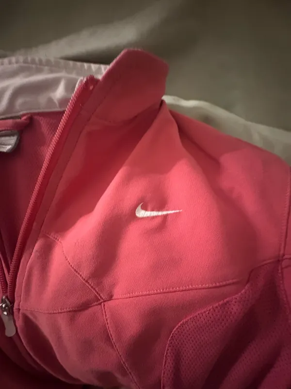 Pink Nike Dri-Fit - Image 2