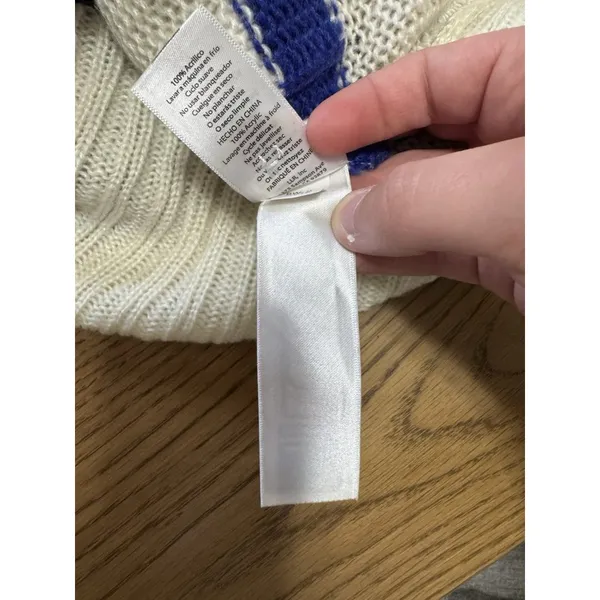 LuLaRoe Oversized Cardigan Sweater White Blue Stripes Size Medium Button‎ Preppy - Image 12