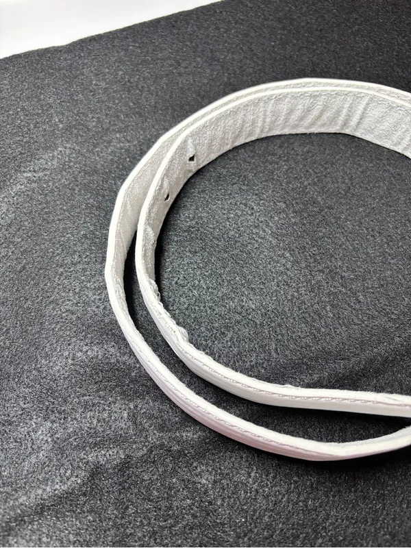 Classic White Leather Belt with Silver-Tone Buckle - Image 16