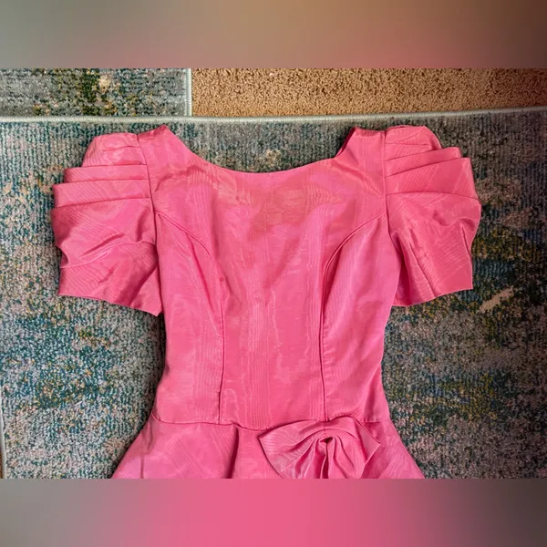 Vintage 60s pink peplum formal bridesmaid dress, size 7/8 - Image 2