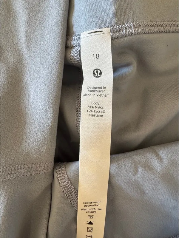 Lululemon Align High Rise 28” Chambray Size 18 NWT - Image 6