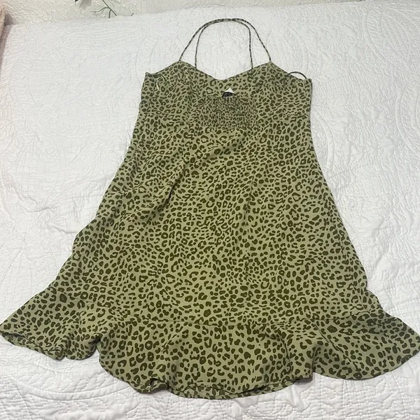 Zara Green Cheetah Print Dress - Image 3