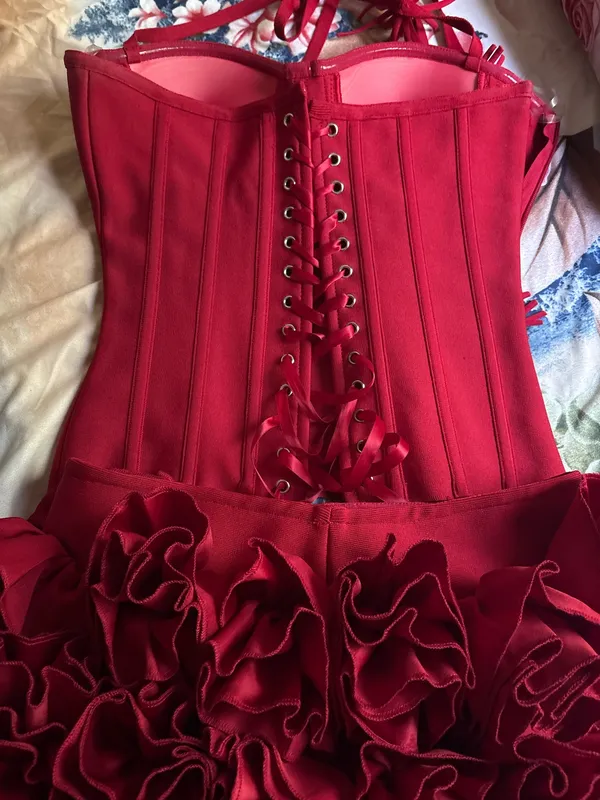 Red mini dress in great condition ❤️ Worn only once for my birthday. Good quality material and super cute for birthdays, parties, dinners, or special occasions. No stains, rips, or damage. ! - Image 2