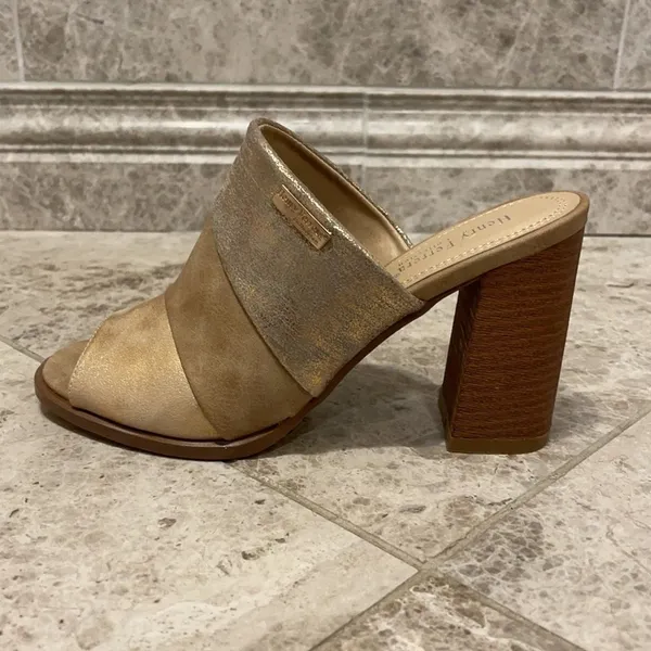 Henry Ferrera Champagne Sandals Size 7 - Image 8