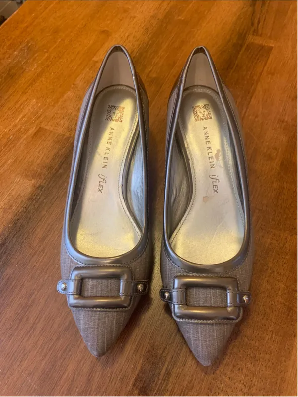 Women's Anne Klein iFlex Kitten Heels Size 8.5 Tan Brown Pumps - Image 3