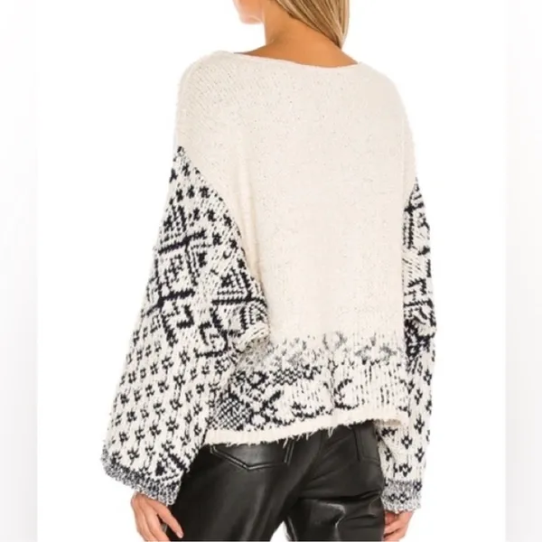 Free People Midnight Beach Oversized Sweater in Evening Ivory Combo size XS $168 - Image 2