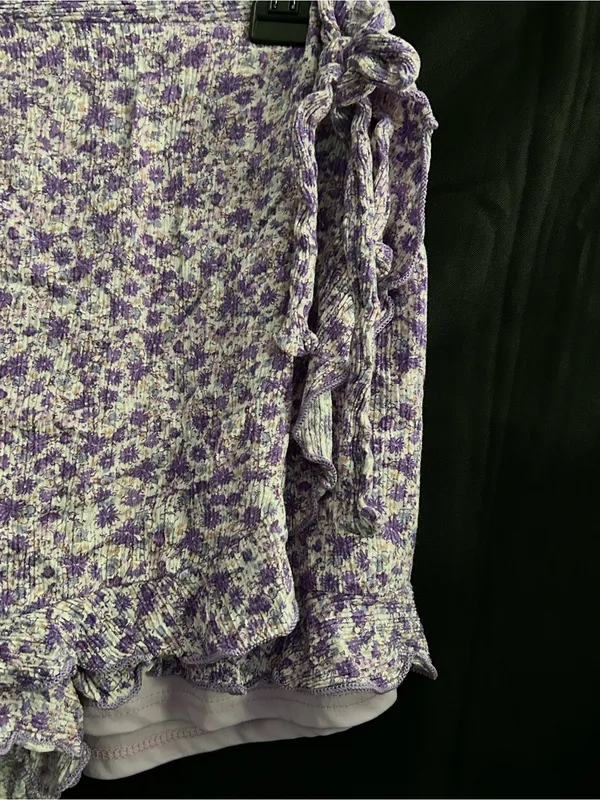 Pink Lily Lavender Floral Wrap Skirt Shorts MD - Image 3