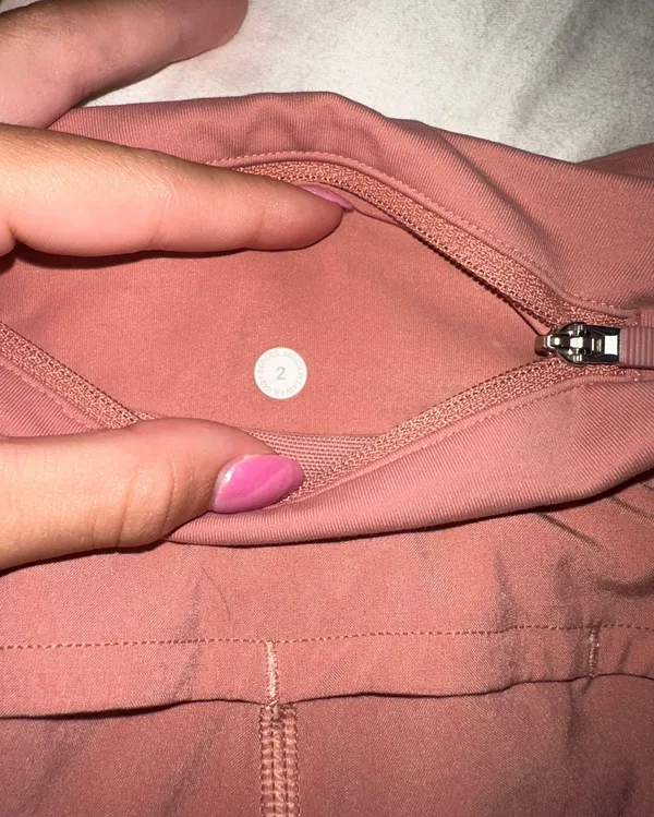 Lululemon Speed Short 2.5” - Image 3