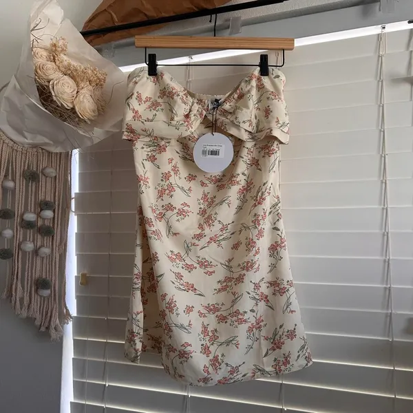Princess Polly Irena Strapless Mini Dress floral NWT size 12 - Image 2