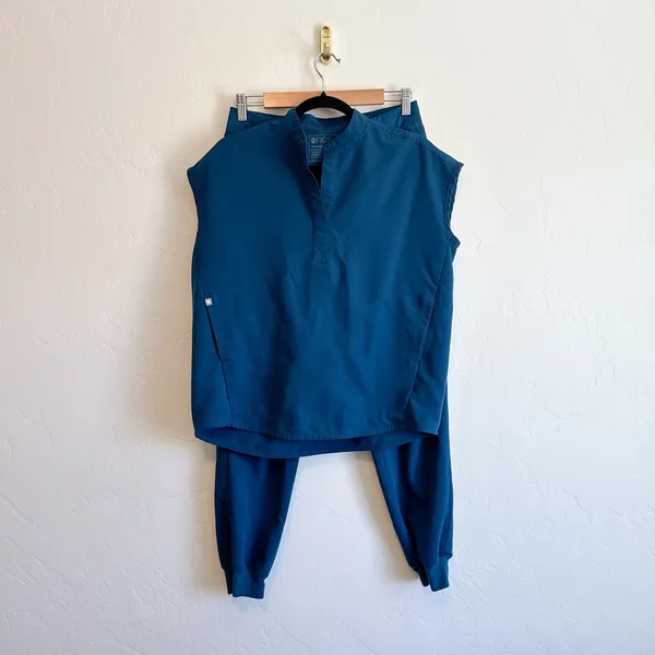 FIGS | Rafaela Scrub Top & Zamora Jogger Scrub Pants Set Deep Reef Teal - Image 3