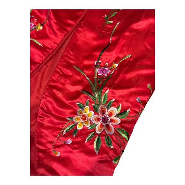 Vintage Red Silk Embroidered Padded Cape with Floral Satin Stitch Detail small - Image 15